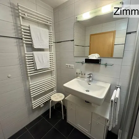 Landgasthof Roessle Hotel *