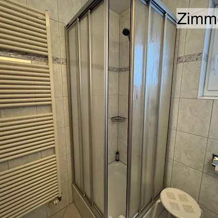 Landgasthof Roessle 크레스브론암보덴지