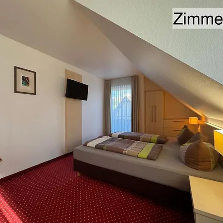 Landgasthof Roessle Отель *