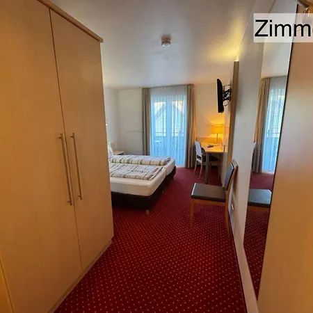 Landgasthof Roessle Hotel *