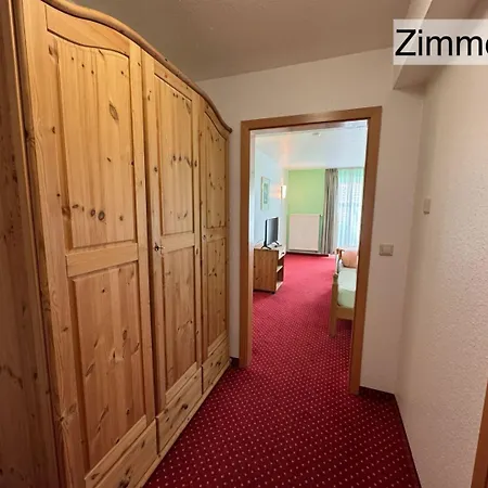 Landgasthof Roessle Hotel